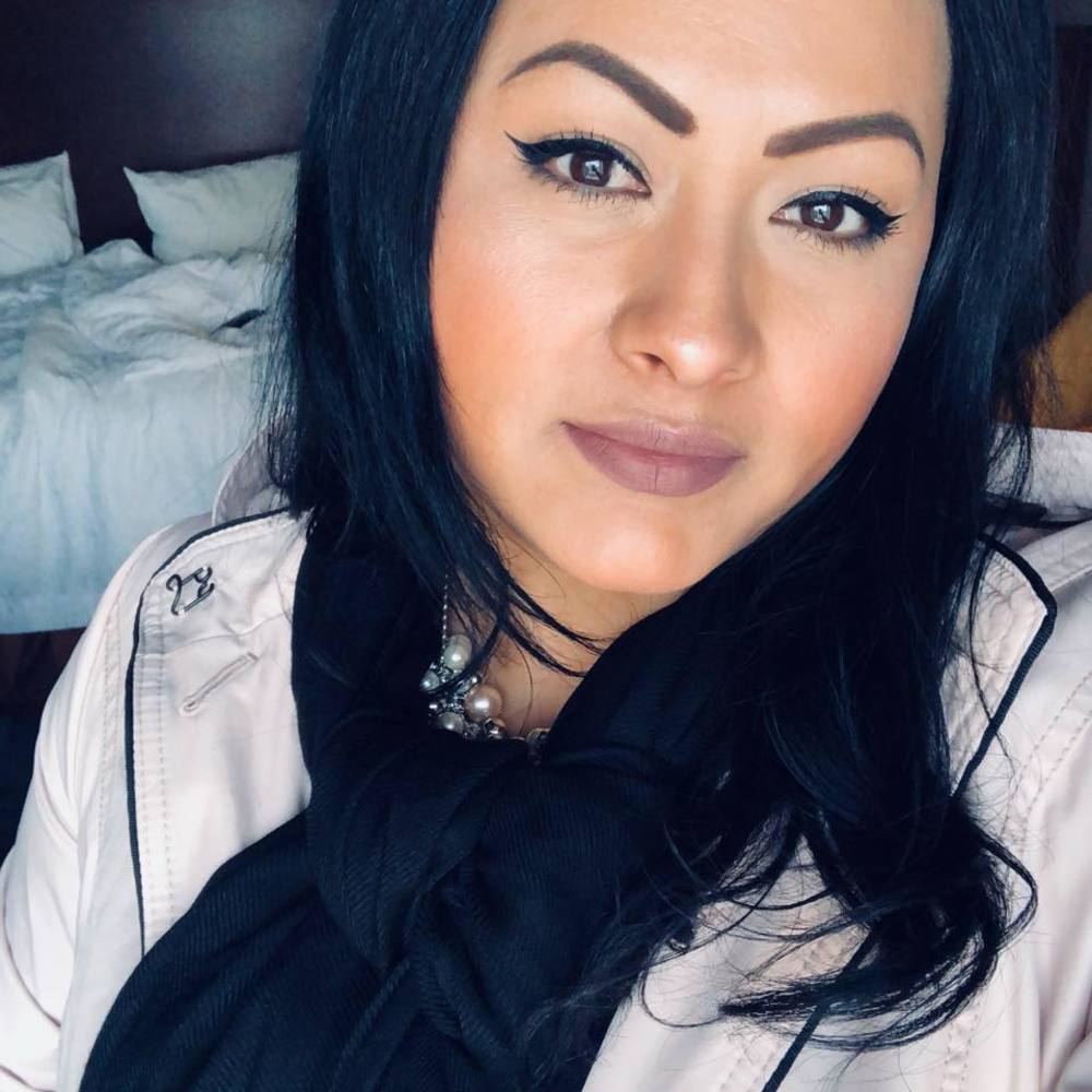 Meet your Posher, Angelica